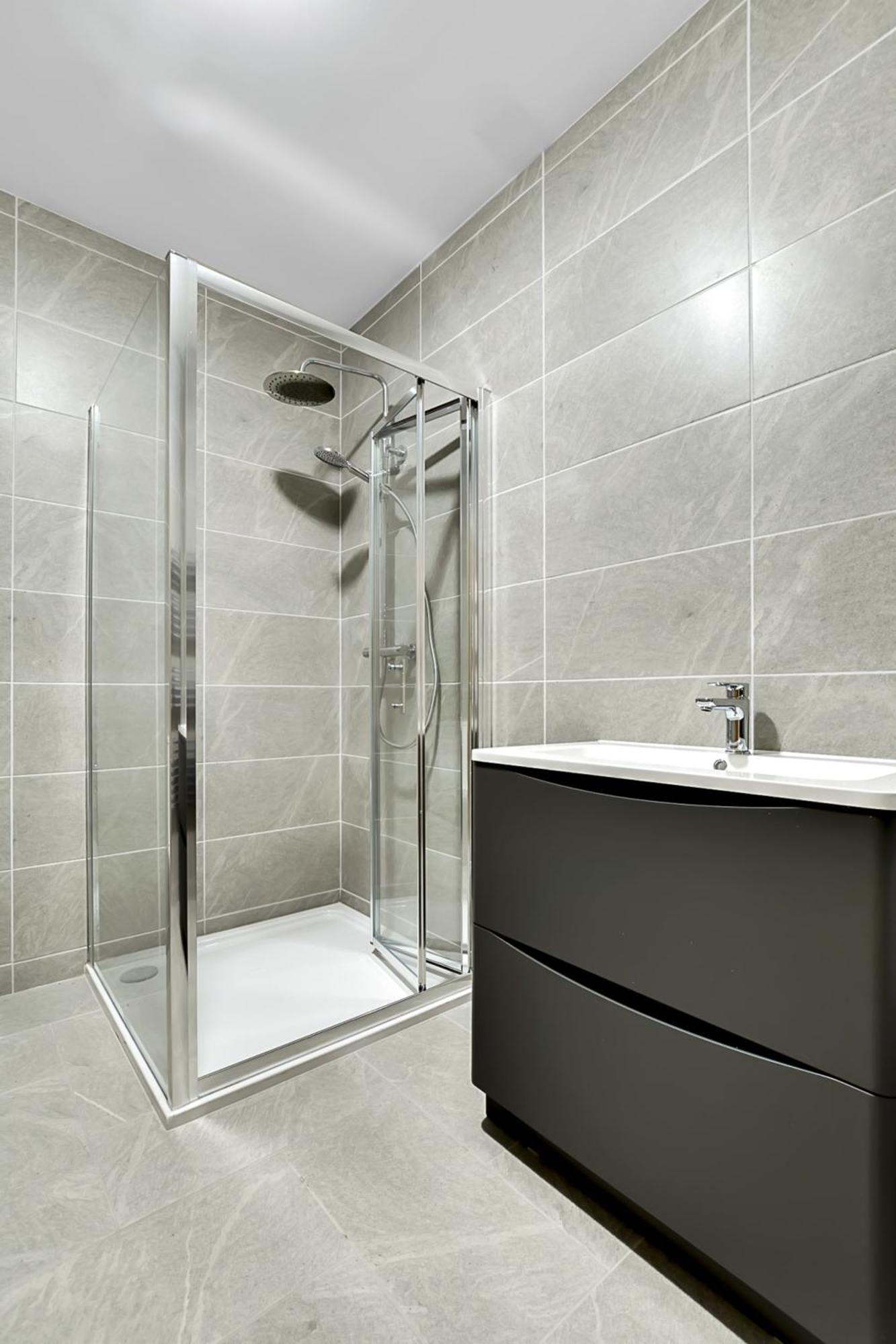 Bayview Luxury 3 Bedroom Apartment First Floor ดาวนิงส์ ภายนอก รูปภาพ