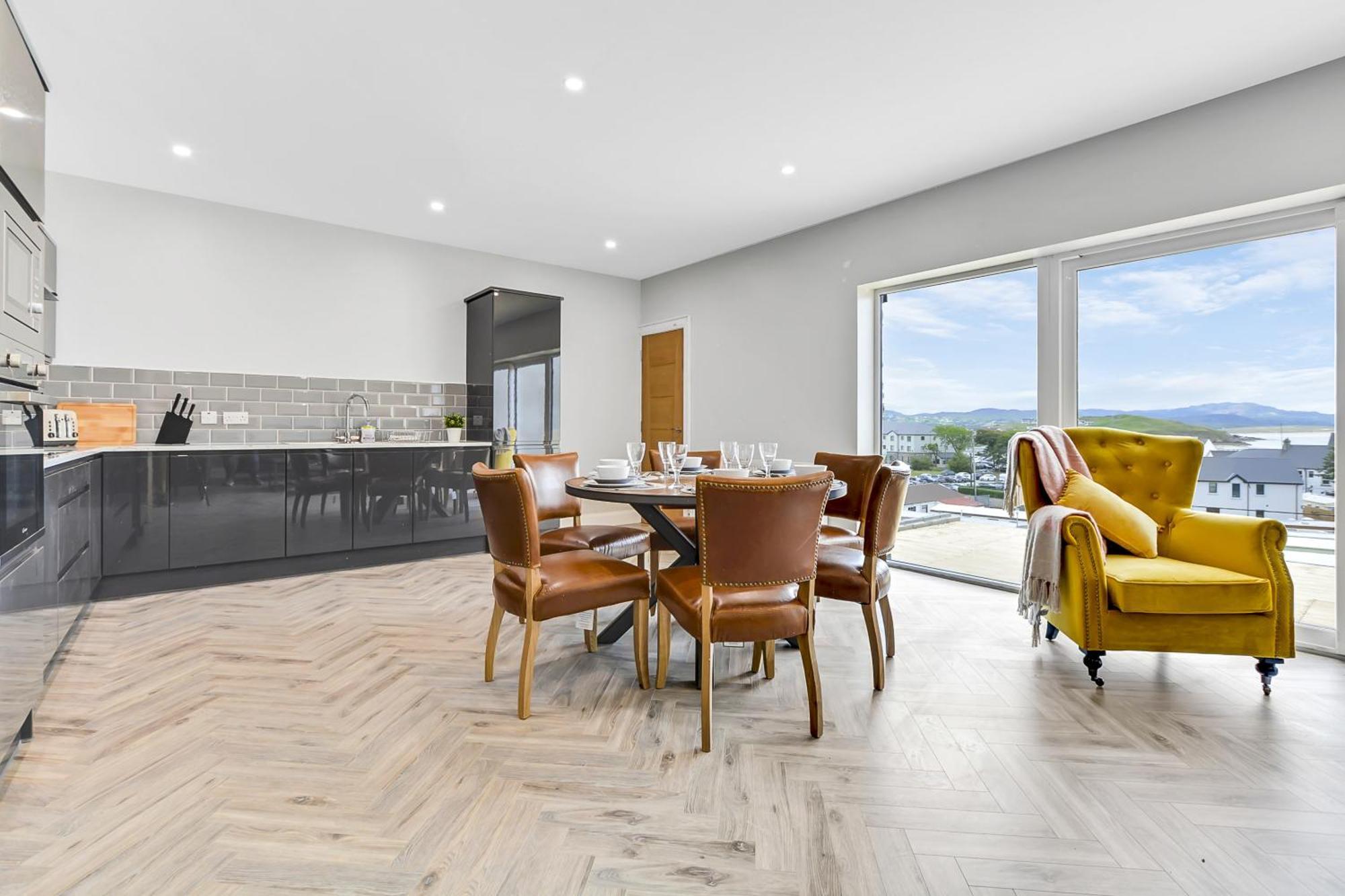 Bayview Luxury 3 Bedroom Apartment First Floor ดาวนิงส์ ภายนอก รูปภาพ